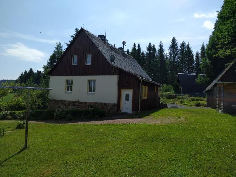 Ferienhaus Ferien Am Waldrand Altenberg Bagian luar foto